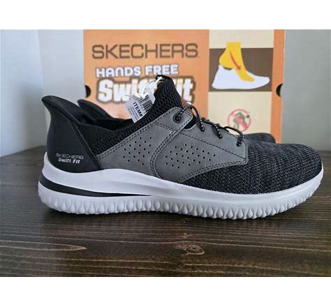 Skechers Men's Swift Fit Hands Free Shoe