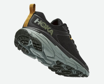 Hoka One One Challenger