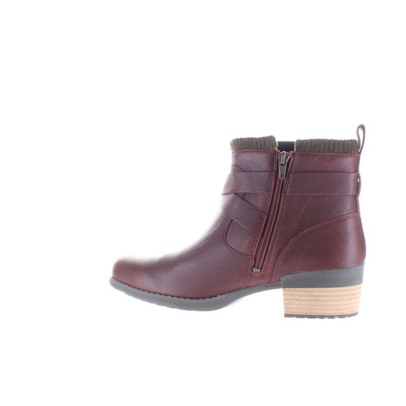 Merrell Shiloh Ankle Boots